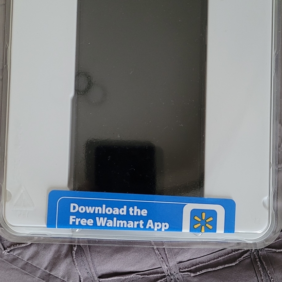 Samsung Cell Phone - Picture 3 of 3